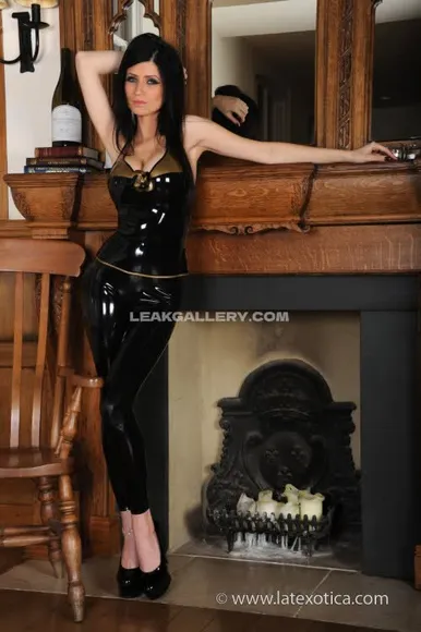 Lillyroma1982 Exclusive Leaked Nude Onlyfans #1832136