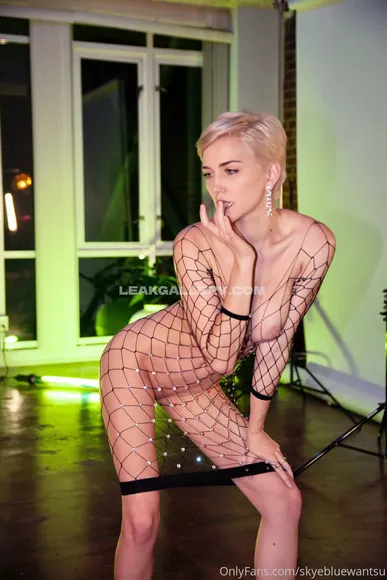 Skyebluewantsu Exclusive Leaked Nude Onlyfans #1791960