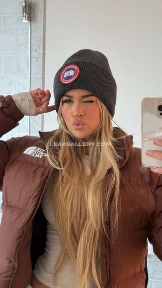 Emilyelizabeth Exclusive Leaked Nude Onlyfans #464016