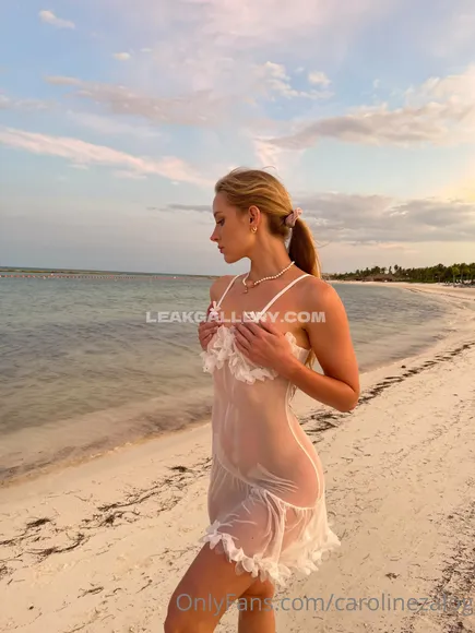 Carolinezalog Exclusive Leaked Nude Onlyfans #1875087