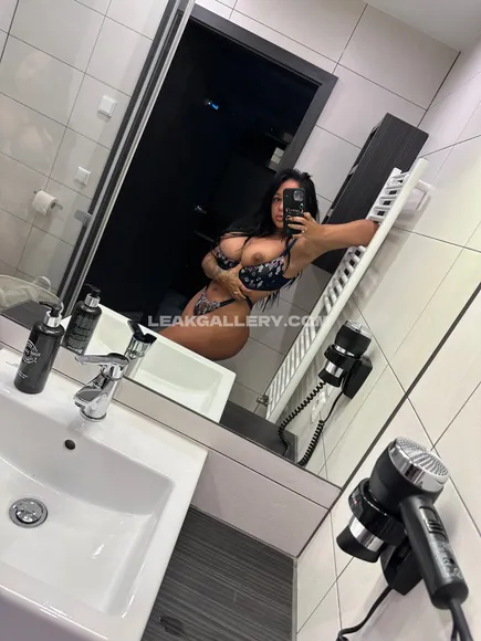 Empemb Exclusive Leaked Nude Onlyfans #1815314