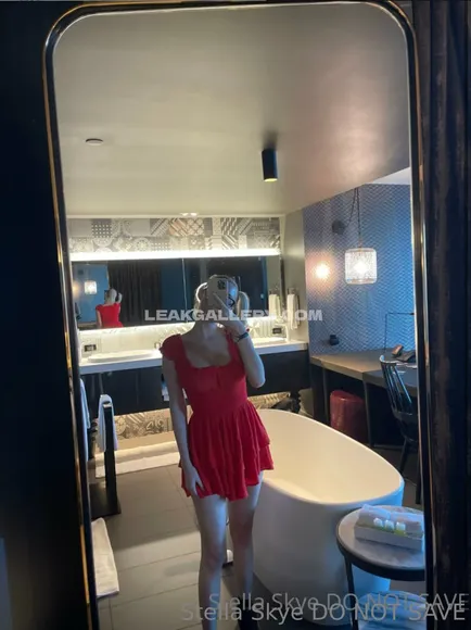 Vipstellaskye / Stepsis Stella Exclusive Leaked Nude Onlyfans #82802