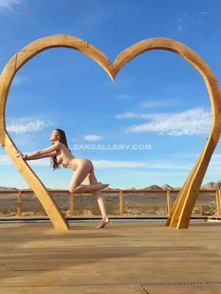 Theemilybloom Exclusive Leaked Nude Onlyfans #1997362