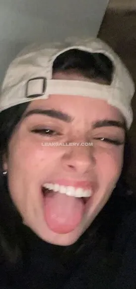 Dixiedamelio Exclusive Leaked Nude Onlyfans #2131383