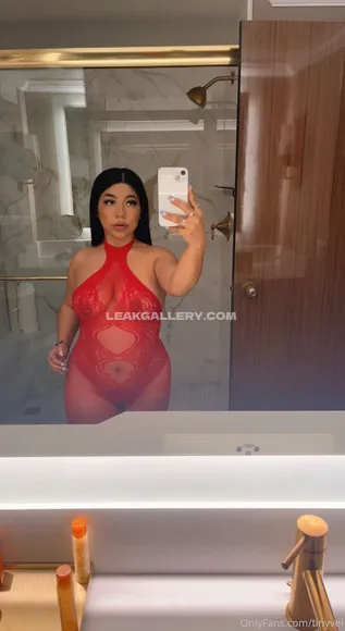N0e1lx / tinyvel Exclusive Leaked Nude Onlyfans #653577
