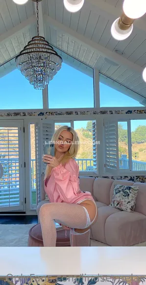 Lindseypelas Exclusive Leaked Nude Onlyfans #1802319