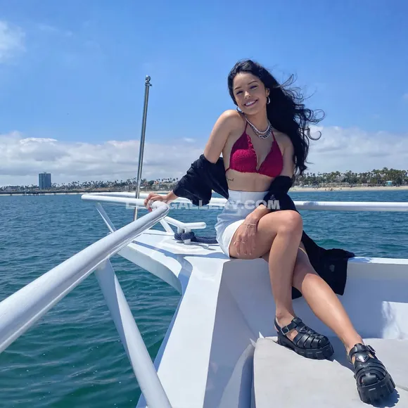 Valkyrae Exclusive Leaked Nude Onlyfans #2144734