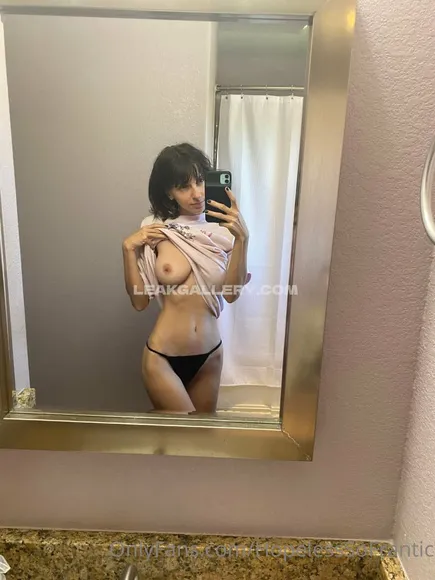 Hopelesssofrantic Exclusive Leaked Nude Onlyfans #1687541