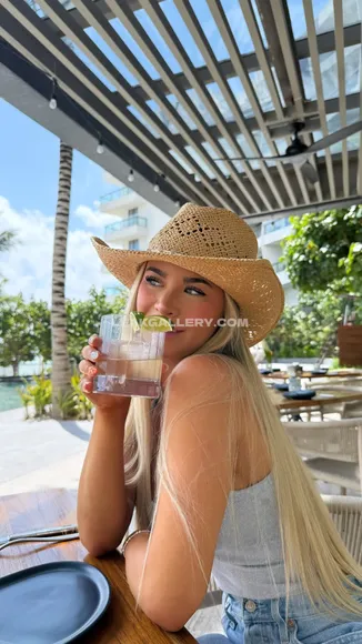 Emilyelizabeth Exclusive Leaked Nude Onlyfans #1093241
