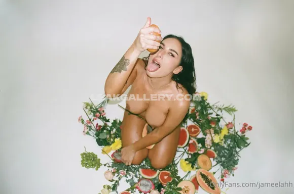 Jameelahh Exclusive Leaked Nude Onlyfans #1834429