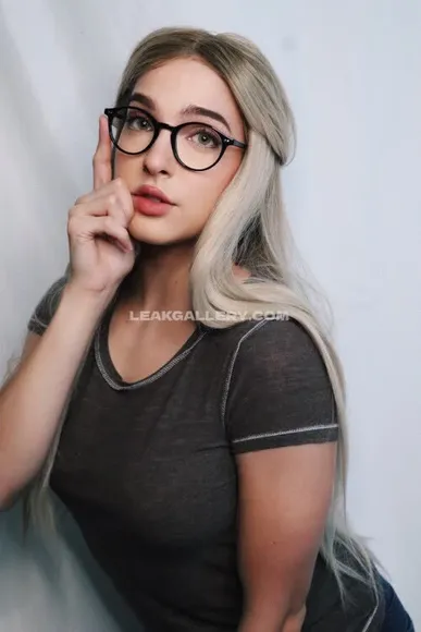 Missfloraberlin Exclusive Leaked Nude Onlyfans #2068901