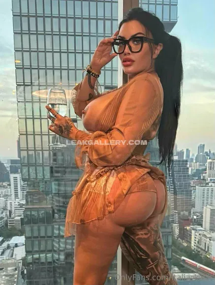 Italia_kash Exclusive Leaked Nude Onlyfans #1947694