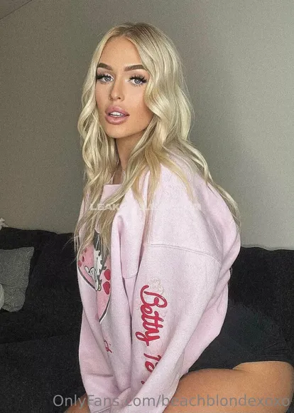 Beachblondexoxo / milaharperxoxo Exclusive Leaked Nude Onlyfans #2739495