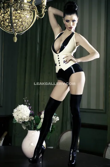 Lillyroma1982 Exclusive Leaked Nude Onlyfans #1842564