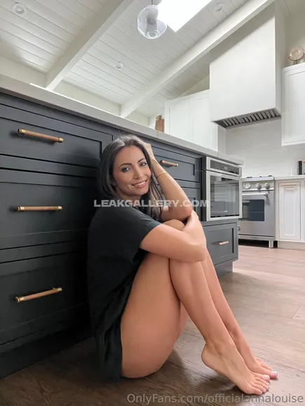 Annalouieaustin Exclusive Leaked Nude Onlyfans #779669
