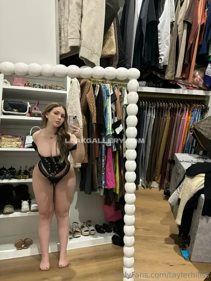 Taylerhills Exclusive Leaked Nude Onlyfans #1994058