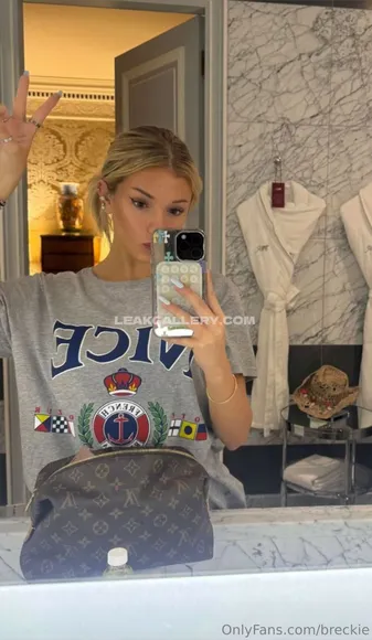 Breckie / breckiehill Exclusive Leaked Nude Onlyfans #1599977
