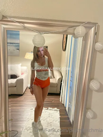 Prettybitchmia Exclusive Leaked Nude Onlyfans #30711