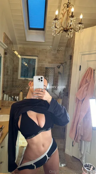 Lindseypelas Exclusive Leaked Nude Onlyfans #1794676