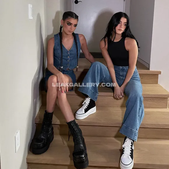 Dixiedamelio Exclusive Leaked Nude Onlyfans #2134219