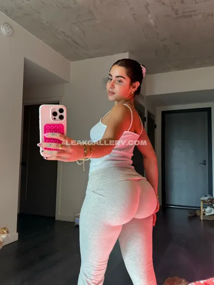 Angeelaalvarezz Exclusive Leaked Nude Onlyfans #559385