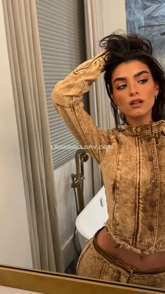 Dixiedamelio Exclusive Leaked Nude Onlyfans #2136060