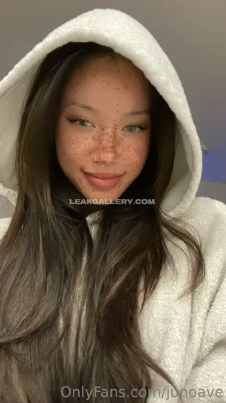 Junoave Exclusive Leaked Nude Onlyfans #522380