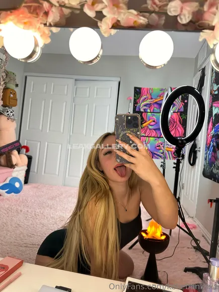 Kekebanksxx / 18kekebanksx Exclusive Leaked Nude Onlyfans #346468