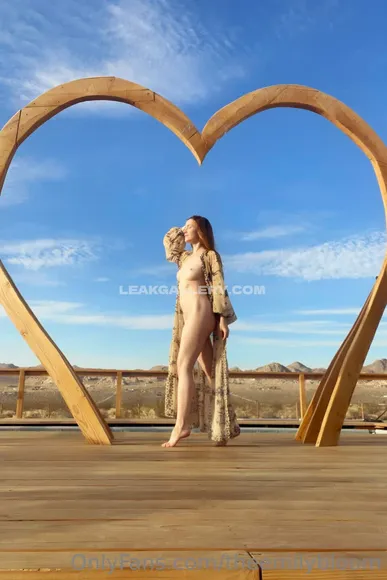 Theemilybloom Exclusive Leaked Nude Onlyfans #1987965
