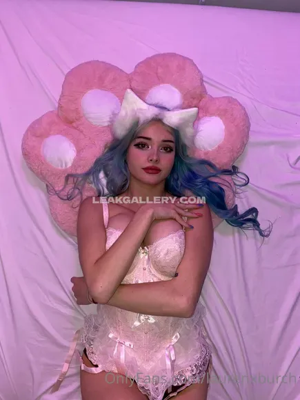 Juliaburch / juliaaburch Exclusive Leaked Nude Onlyfans #1447144