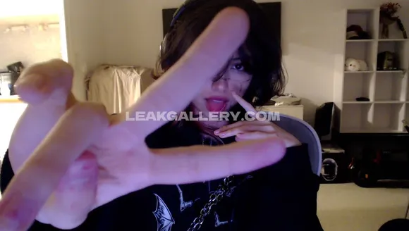Nym / protheme / sanymaaa Exclusive Leaked Nude Onlyfans #1180518