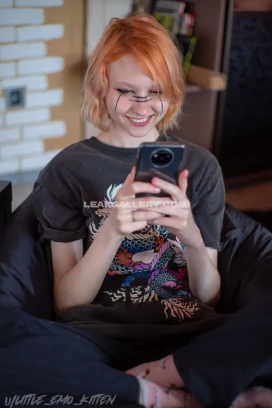 Littleemokitten Exclusive Leaked Nude Onlyfans #2190539