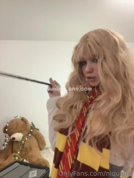Nicoleponyxo / itsnicolexoxoxo / nicolepony / niquidoll Exclusive Leaked Nude Onlyfans #2933159