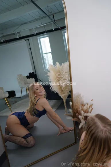 Lizzywurst Exclusive Leaked Nude Onlyfans #1200720