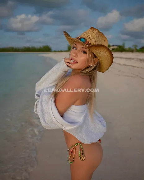 Breckie / breckiehill Exclusive Leaked Nude Onlyfans #2384389