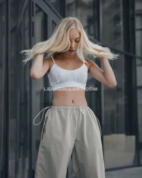 Youremmawhite Exclusive Leaked Nude Onlyfans #703389