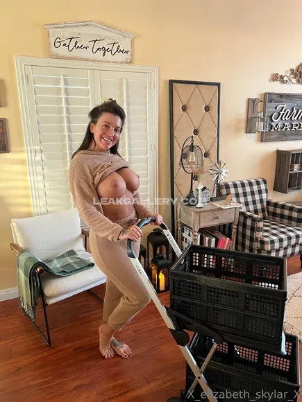 X_elizabeth_skylar_x Exclusive Leaked Nude Onlyfans #738790
