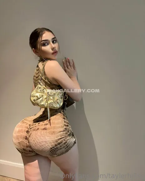 Taylerhillss Exclusive Leaked Nude Onlyfans #233316