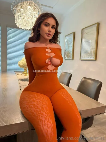 Taylerhills Exclusive Leaked Nude Onlyfans #1993838