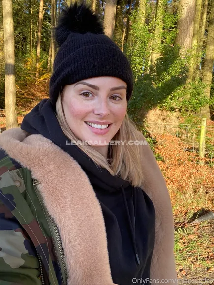 Rhiansugden Exclusive Leaked Nude Onlyfans #2053790