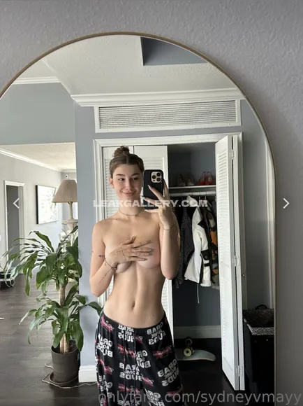 Sydneymay / sydneyvmay / sydneyy Exclusive Leaked Nude Onlyfans #2136134