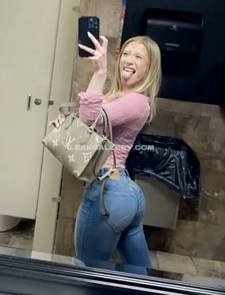 Lizzywurst Exclusive Leaked Nude Onlyfans #1199333
