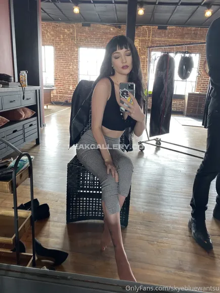 Skyebluewantsu Exclusive Leaked Nude Onlyfans #1791833