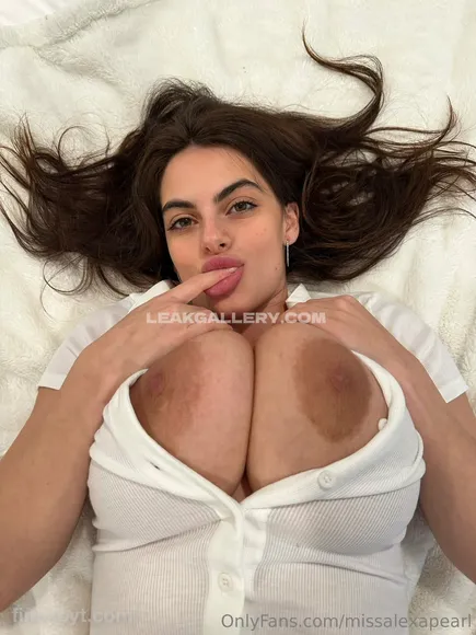 Alexapearl Exclusive Leaked Nude Onlyfans #524108