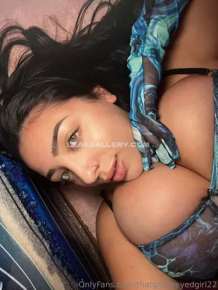 Thatgreeneyedgirl22 Exclusive Leaked Nude Onlyfans #2054852
