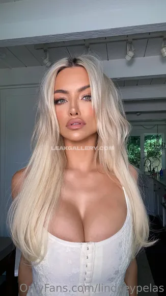 Lindseypelas Exclusive Leaked Nude Onlyfans #1790302