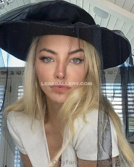 Lindseypelas Exclusive Leaked Nude Onlyfans #1794772