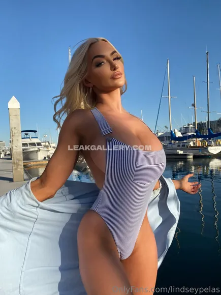 Lindseypelas Exclusive Leaked Nude Onlyfans #1792467