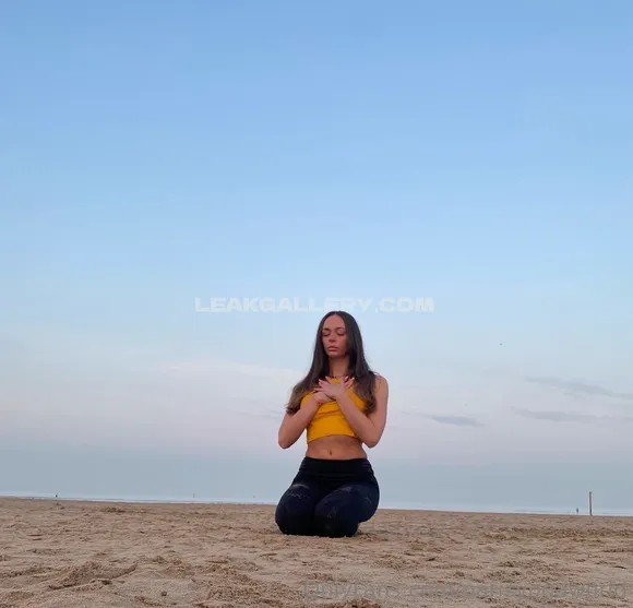 Parisyogaworld Exclusive Leaked Nude Onlyfans #648907