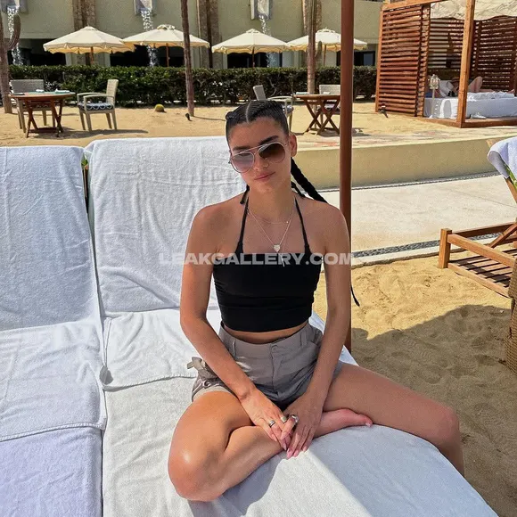 Dixiedamelio Exclusive Leaked Nude Onlyfans #2133897